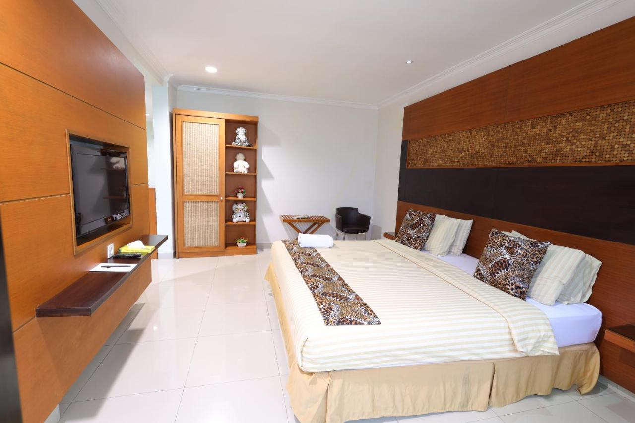 פונקאק Safari Resort מראה חיצוני תמונה