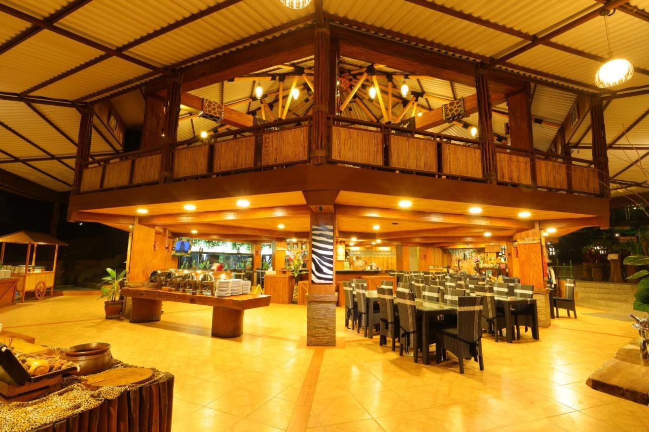 פונקאק Safari Resort מראה חיצוני תמונה